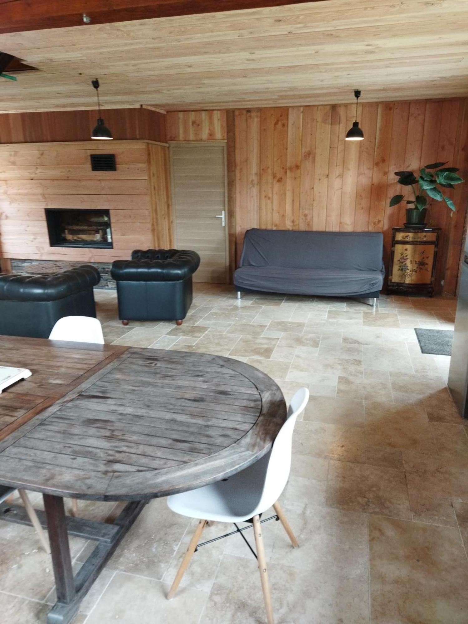 La Maison Dans Les Bois Soucelles ภายนอก รูปภาพ