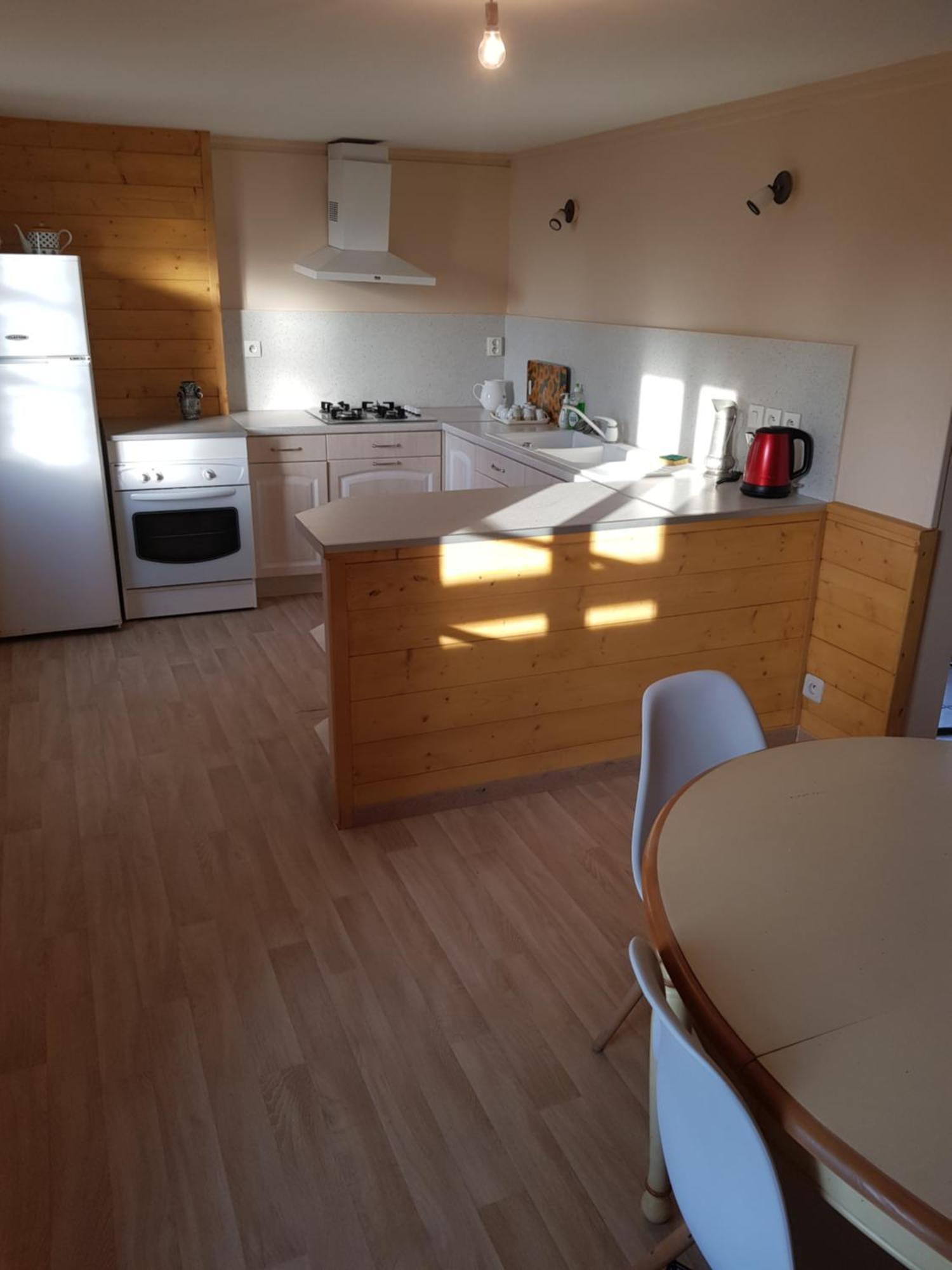 La Maison Dans Les Bois Soucelles ภายนอก รูปภาพ